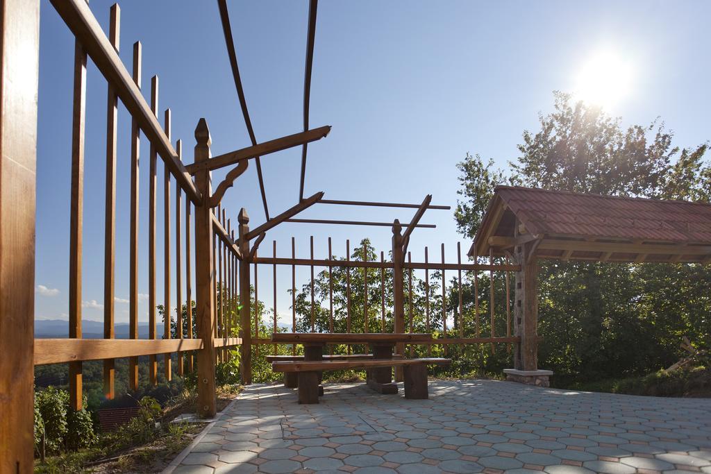 Vineyard Cottage Lustek Novo Mesto Bagian luar foto
