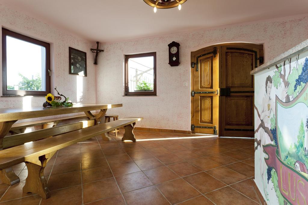 Vineyard Cottage Lustek Novo Mesto Ruang foto